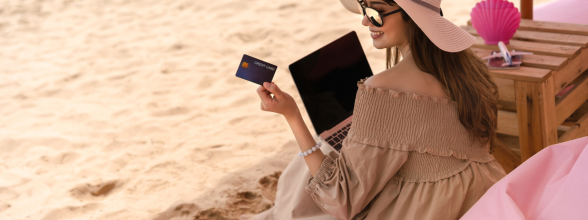 The advantages of using prepaid debit cards on holiday